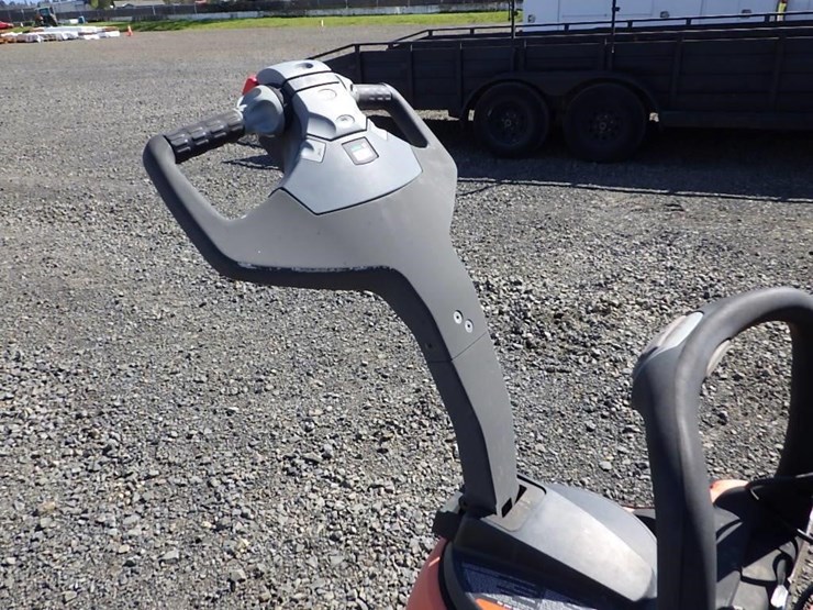 toyota-8hbe30-image-10