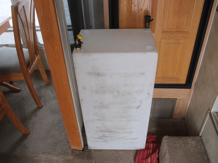 #3000-•-2007-palomino-ultra-lite-thoroughbred-f830re-30ft-camper-trailer-image-39