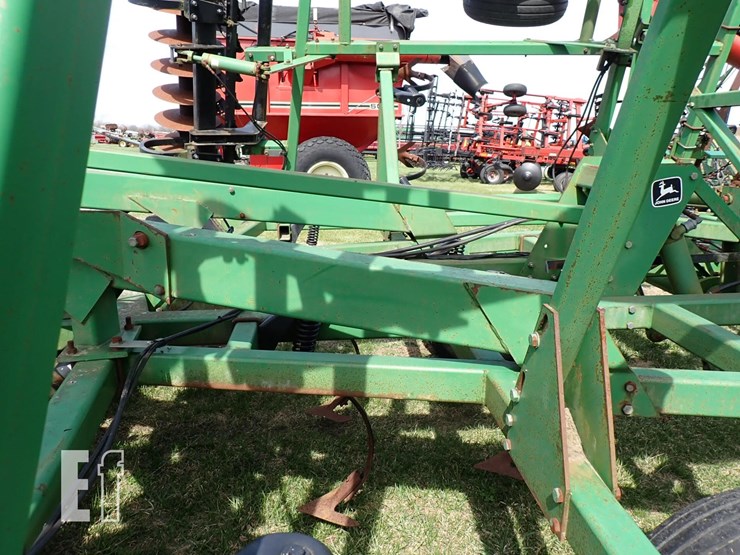 john-deere-726-image-13