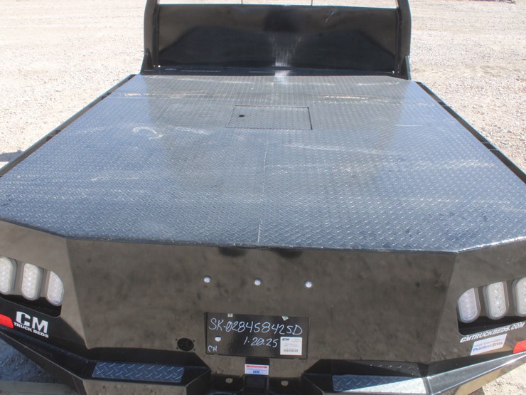 #3009-•-cm-skirted-flatbed-with-4-toolboxes-image-17