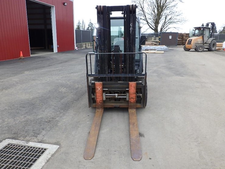 toyota-8fd35u-image-2