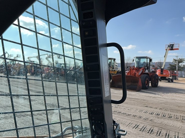 case-sr210b-image-11