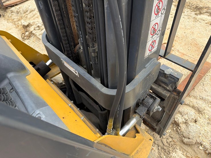 2021-caterpillar-2c6000-image-6