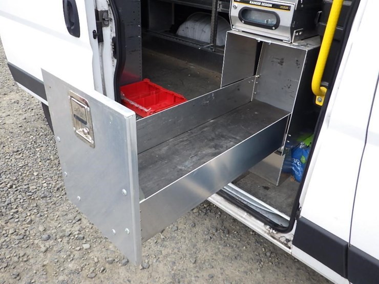 2021-dodge-1500-image-13