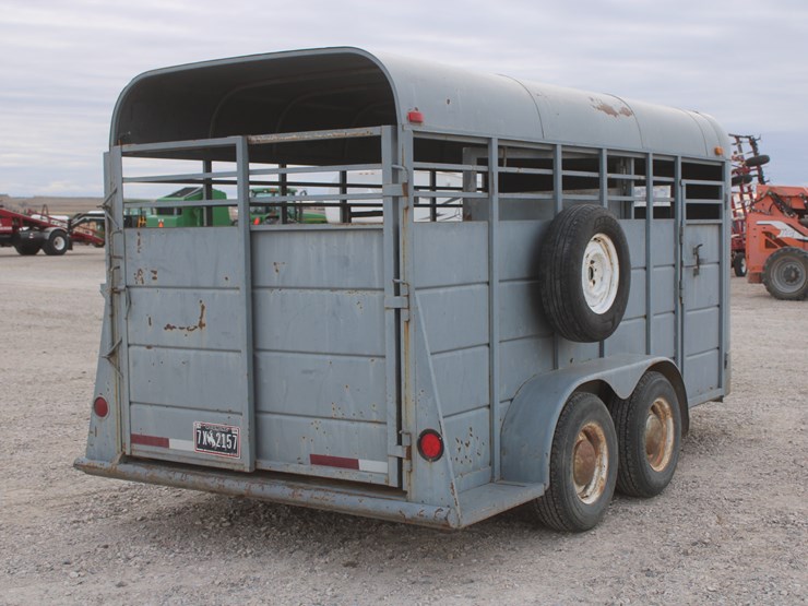 #3010-•-1995-calico-bumper-pull-16ft-livestock-trailer-image-8