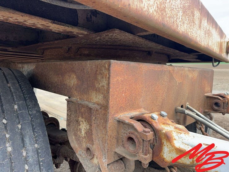 utility-24'-x-96"-image-24