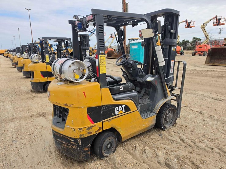 2021-caterpillar-2c6000-image-7