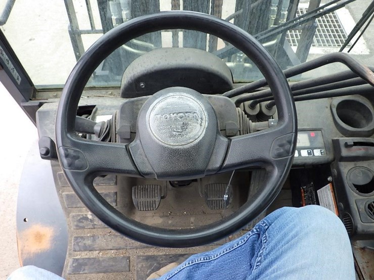 toyota-8fd35u-image-19