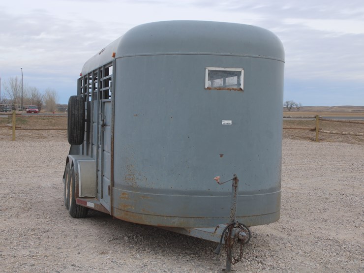 #3010-•-1995-calico-bumper-pull-16ft-livestock-trailer-image-5