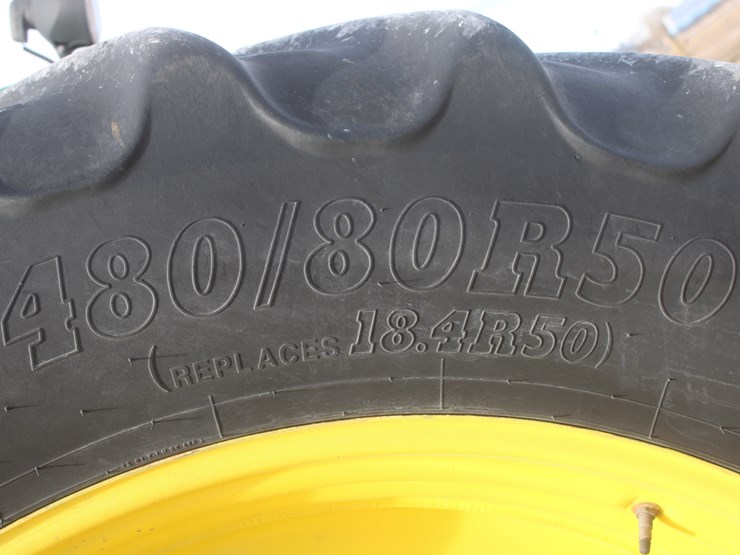 2009-john-deere-8330-image-27