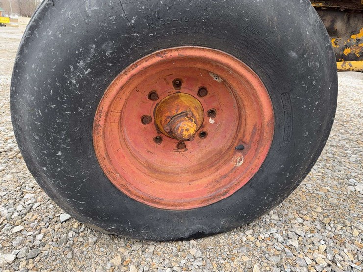 international-806-image-18