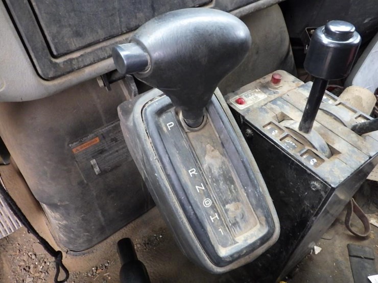 2011-international-durastar-4300-image-33