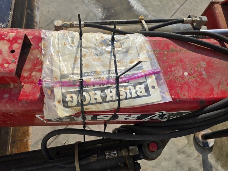 bush-hog-176-10-image-12