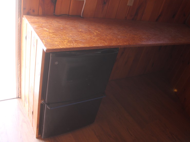 #3020-•-1995-soft-touch-horse-trailer-with-living-quarters-image-29