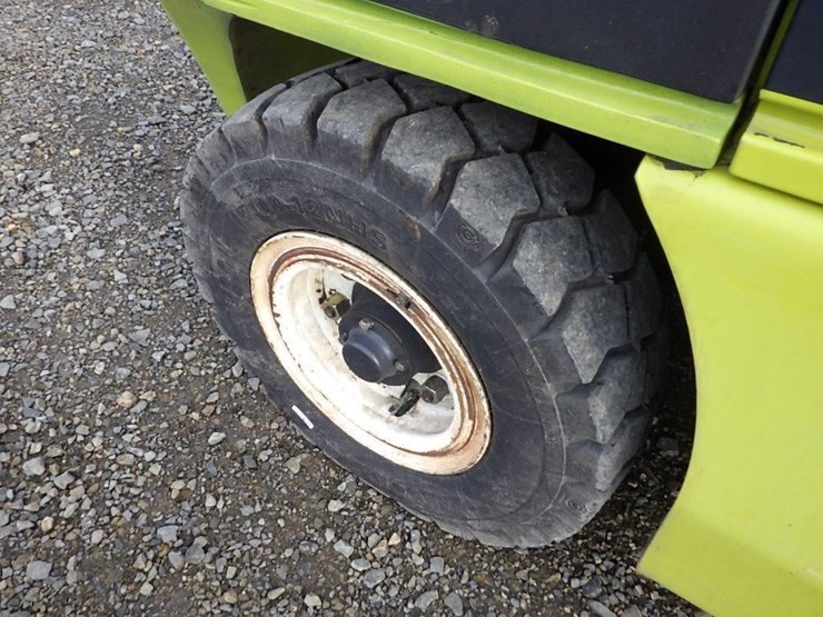 clark-c45-forklift-image-21