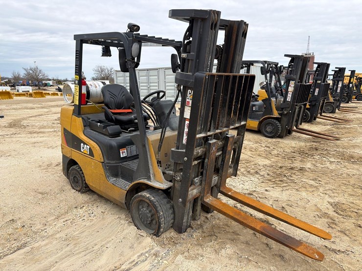 2021-caterpillar-2c6000-image-4