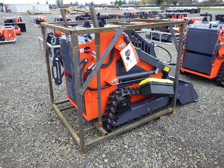 2026-tpm-t460-skid-steer-tracked-loader-image-3