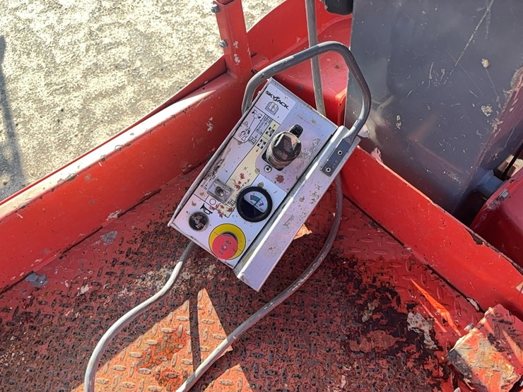 2017-skyjack-sj12-image-6