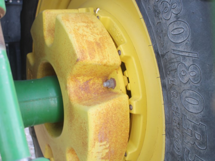 2009-john-deere-8330-image-42