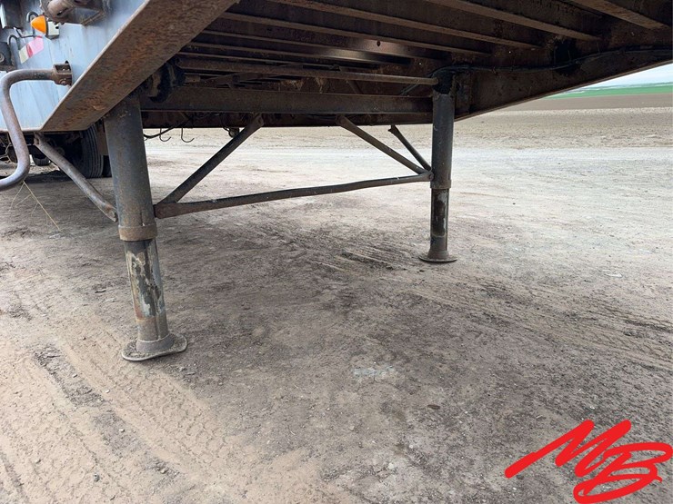 utility-24'-x-96"-image-3