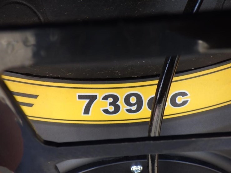 2025-aboss-gh380-skid-steer-tracked-loader-image-10