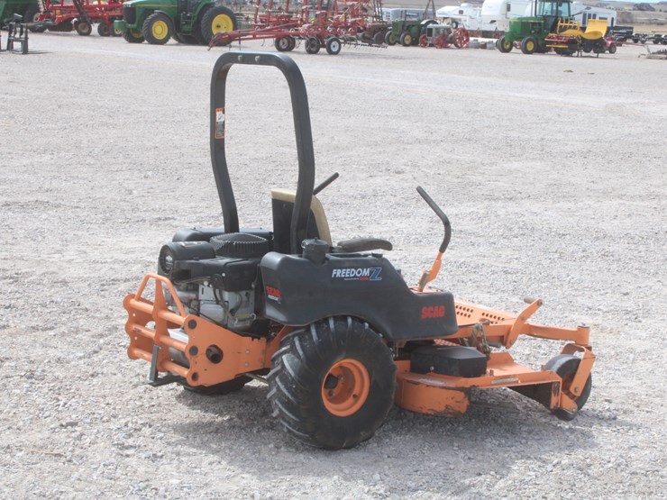 #1092-•-2010-scag-freedom-z-lawn-mower-image-4