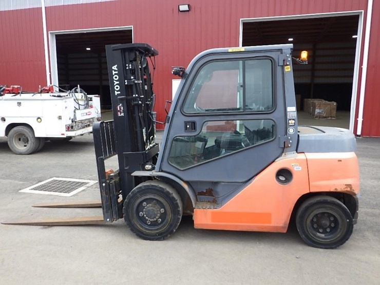 toyota-8fd35u-image-8