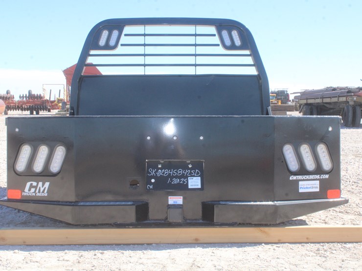 #3009-•-cm-skirted-flatbed-with-4-toolboxes-image-4