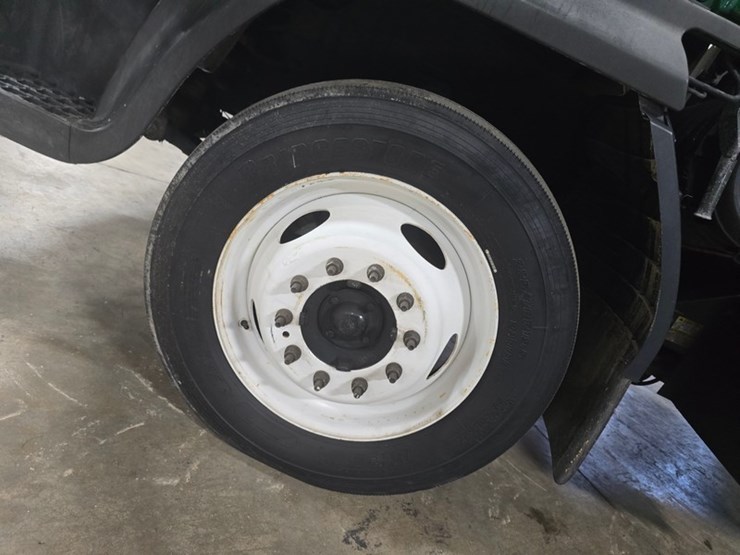 2007-ford-lcf-image-40