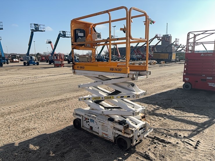 2016-hy-brid-lifts-hb-1430-image-9