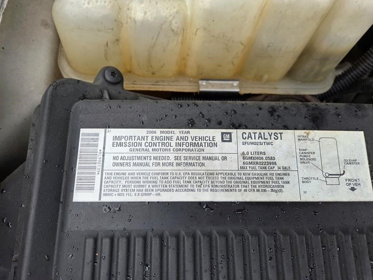 2006-chevrolet-silverado-2500hd-image-39