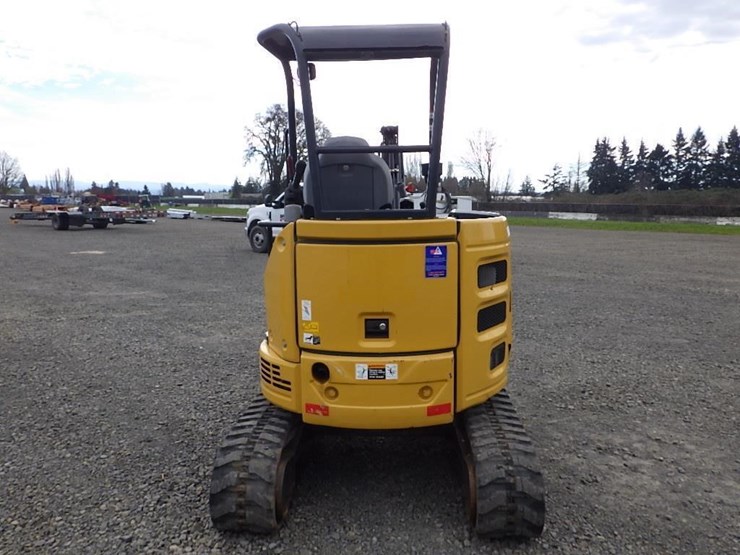 2020-deere-26g-image-5