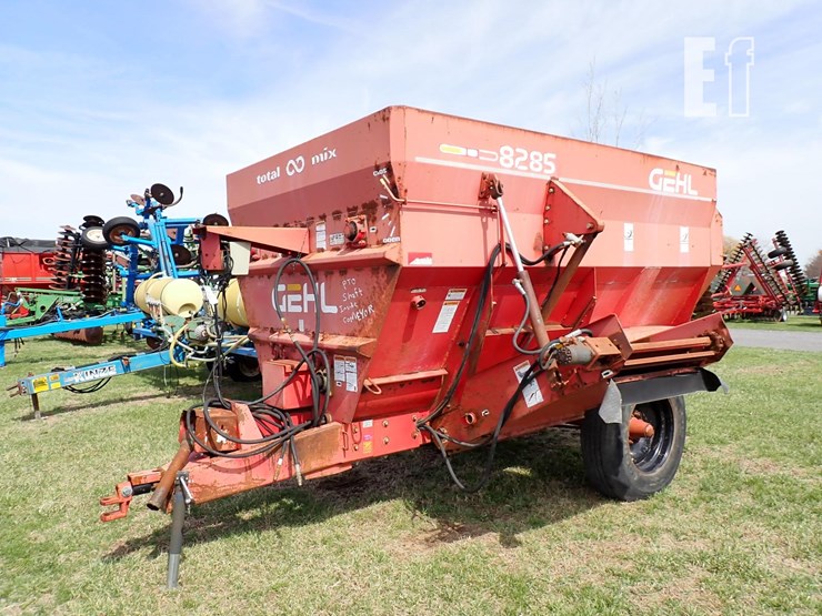 gehl-8285-image-1