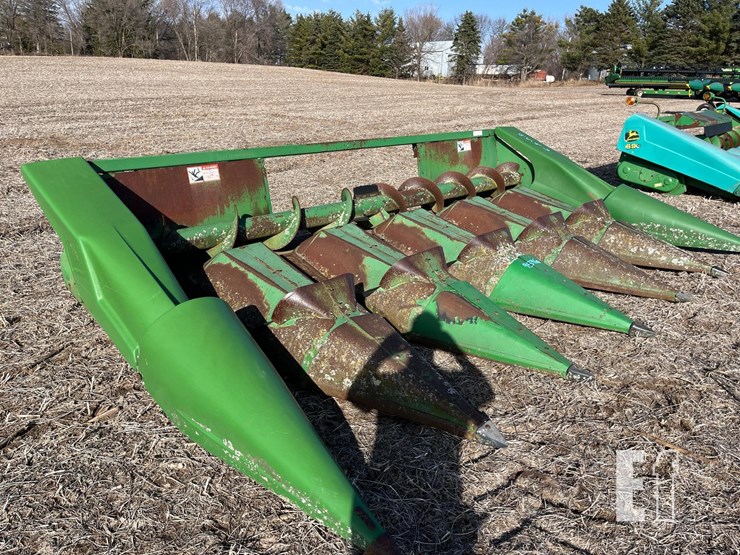 1990-john-deere-643-image-1