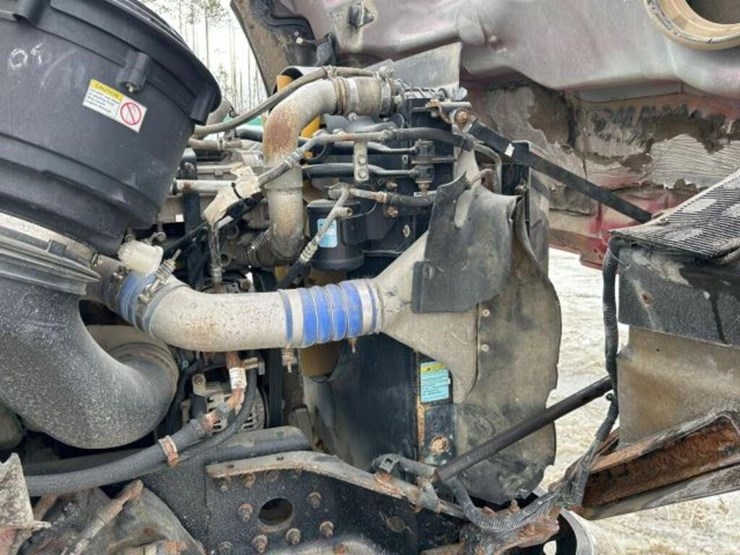 2017-western-star-4700-image-36