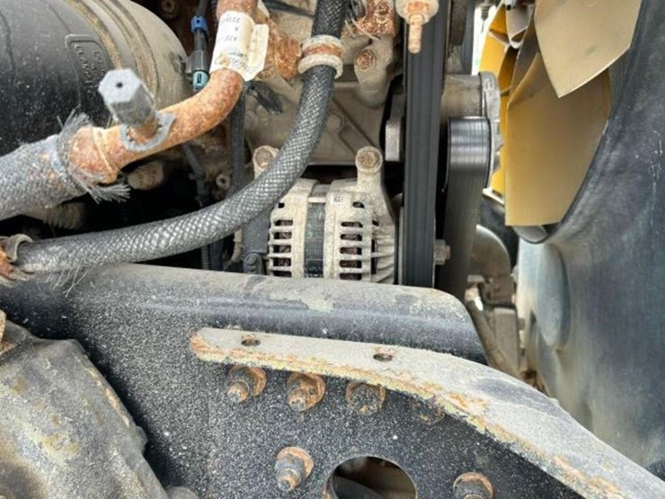 2017-western-star-4700-image-37