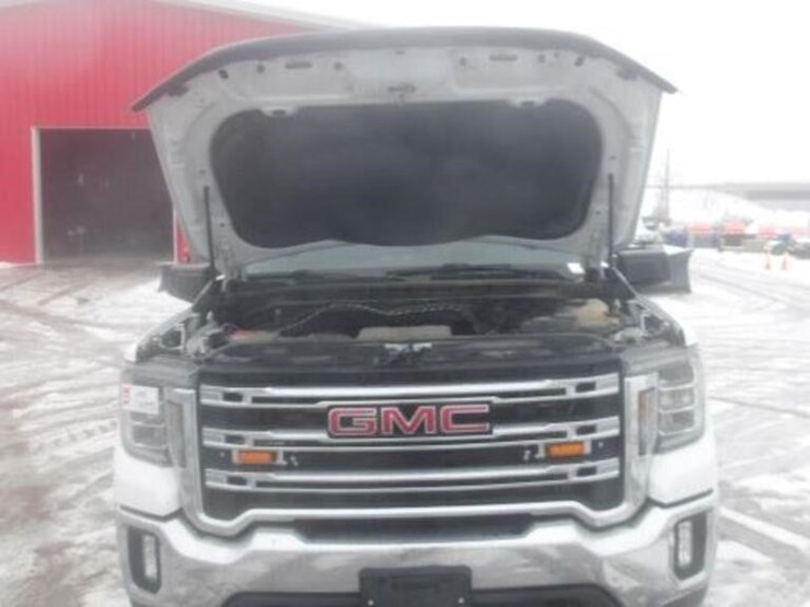 2022-gmc-2500hd-image-40