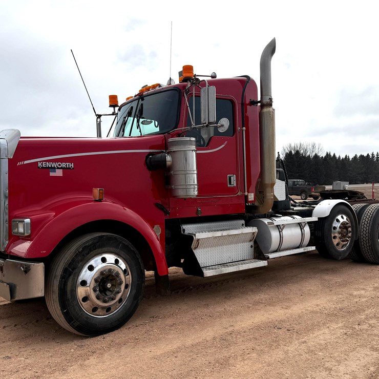 2000 KENWORTH W900