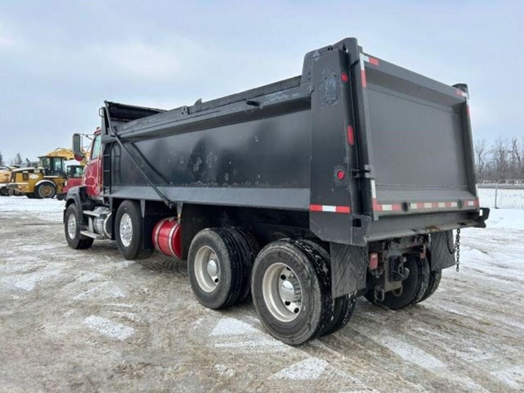 2017-western-star-4700-image-7