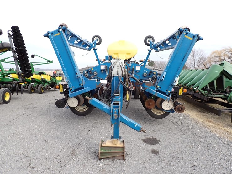 kinze-3800-image-2
