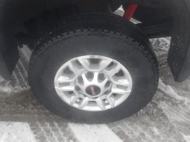 2022-gmc-2500hd-image-55