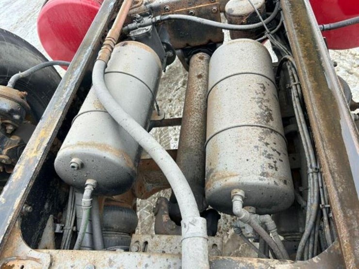 2017-western-star-4700-image-59