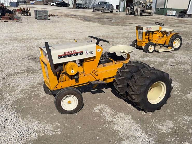 cub-cadet-100-image-1