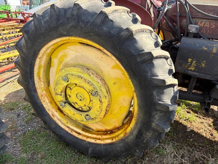 massey-ferguson-44-image-9