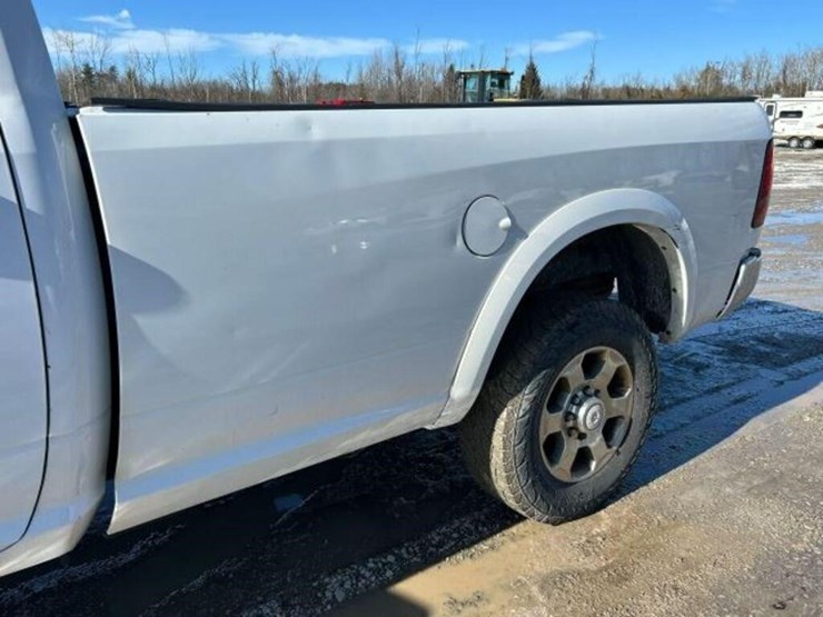 2018-ram-2500-hd-image-37