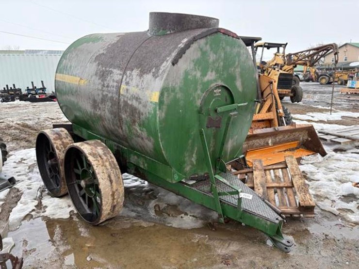 cedar-hill-manure-spreader-image-3