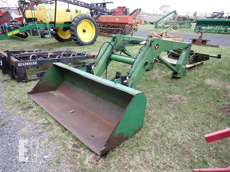 john-deere-148-image-1