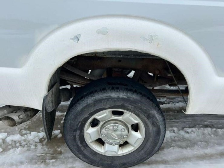 2011-ford-f350-image-49