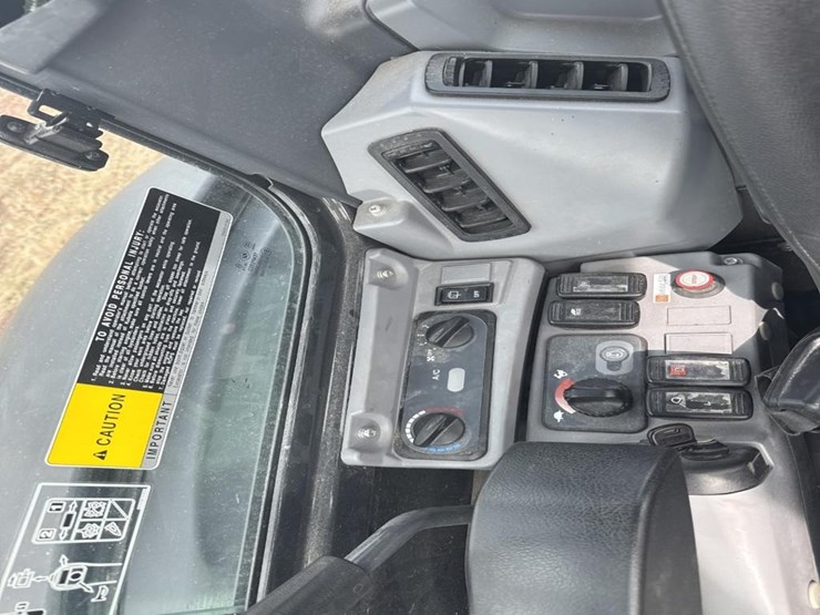 2024-kubota-kx040-4-image-4