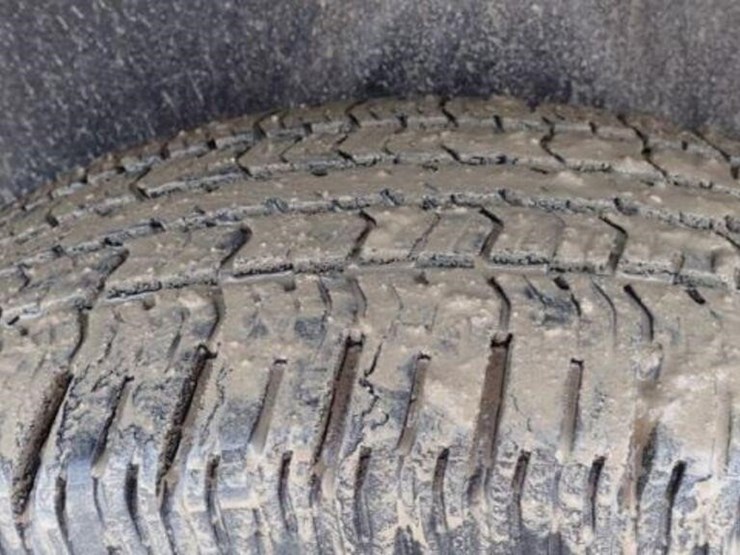 2013-ram-1500-slt-image-46